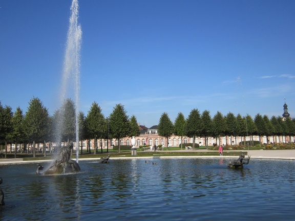 40 Fountain and Receiving Rooms